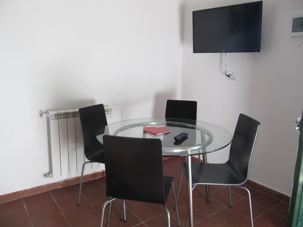 Terre Del Cardinale Country Suites Catania Phòng bức ảnh